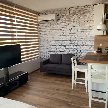 Apartment Luxury Studio Free Parking Space